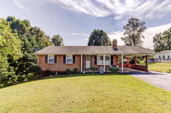 174 Hillcrest CIR, Madison Heights, VA 24572