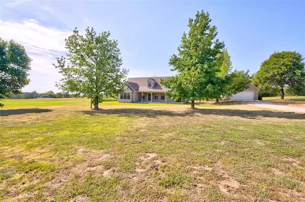 Tecumseh, OK 74873,1606 Sandy Rock Road