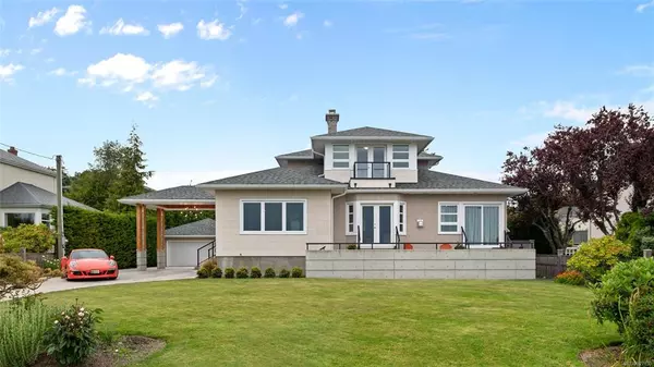 Oak Bay, BC V8S 2M1,242 Beach Dr