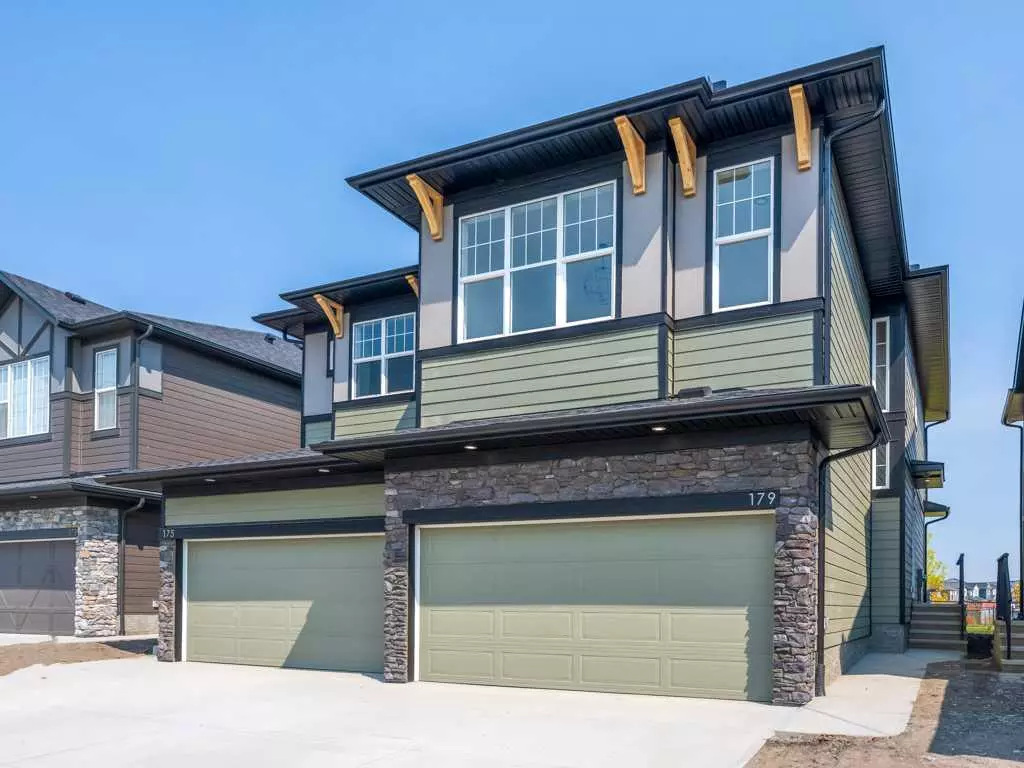 Calgary, AB T2X 0X6,179 Legacy Glen Parade SE