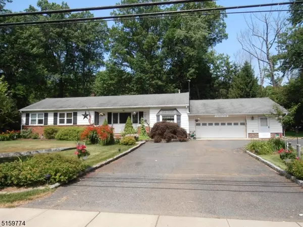 43 Randolph Ave, Mine Hill Twp., NJ 07803