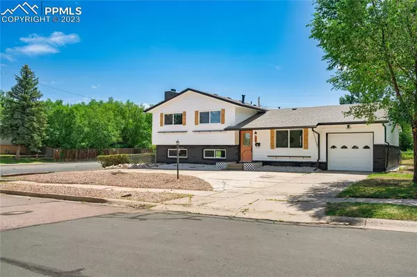 Colorado Springs, CO 80910,1303 Royale DR