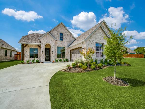 613 Summer Oaks Drive, Rockwall, TX 75087