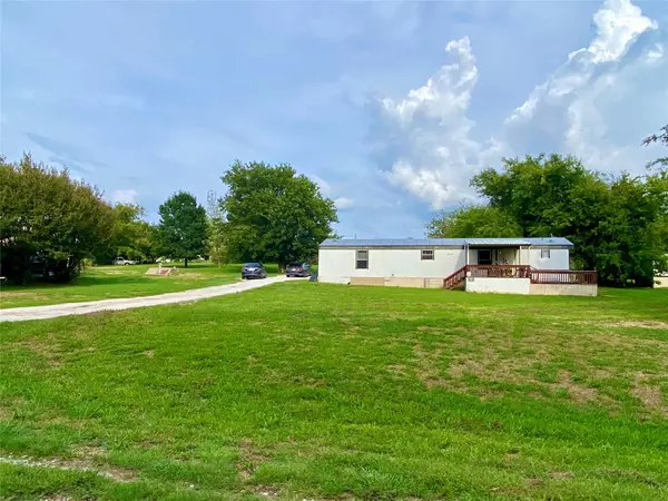 501 Aaron Lane, Southmayd, TX 75092