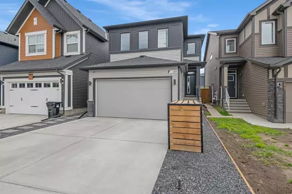 Calgary, AB T3M 3C6,49 Seton Mews SE