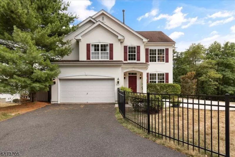 507 Cardinal Ln, Green Brook Twp., NJ 08812