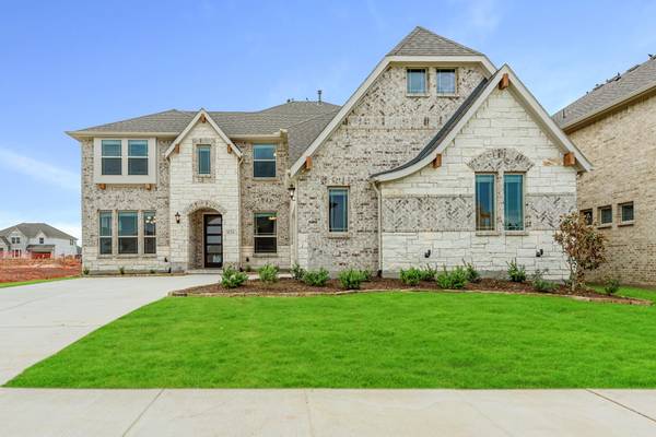 824 Blue Yucca Lane, Little Elm, TX 76227