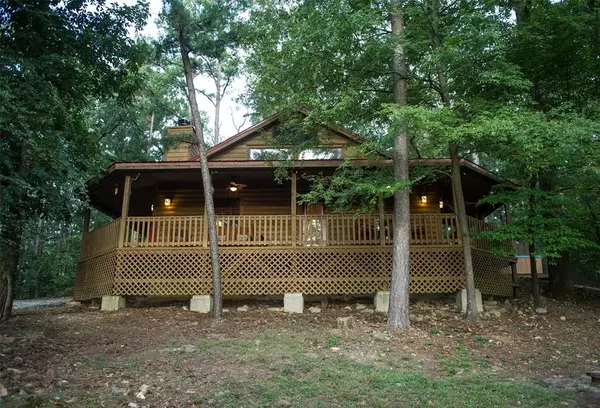 183 Bobber Road, Broken Bow, OK 74728