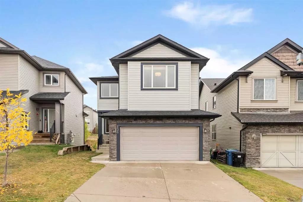 Calgary, AB T3R 0G3,136 Sherwood CRES NW