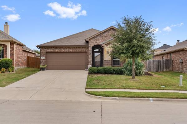 1004 Barry Drive, Weatherford, TX 76087