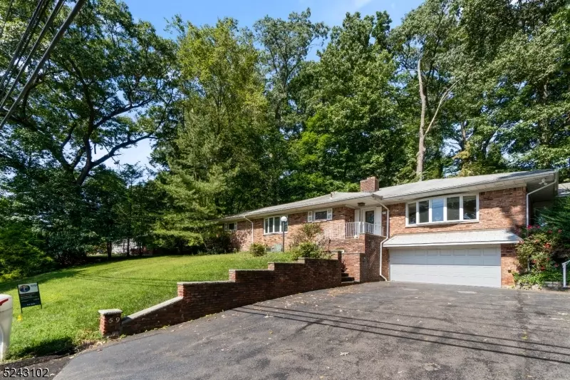 59 Jackson Ave, Wayne Twp., NJ 07470