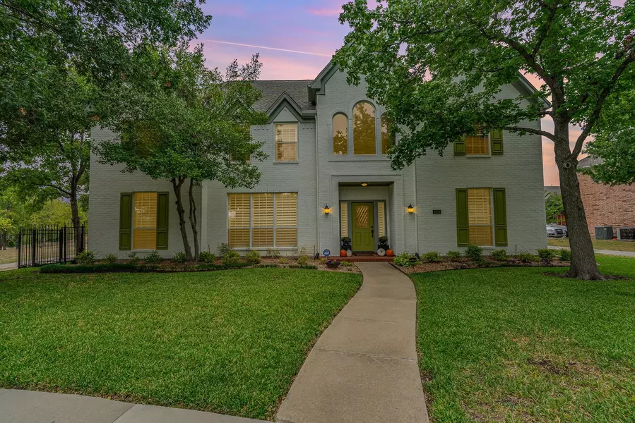 1209 Lakeway Drive, Plano, TX 75075