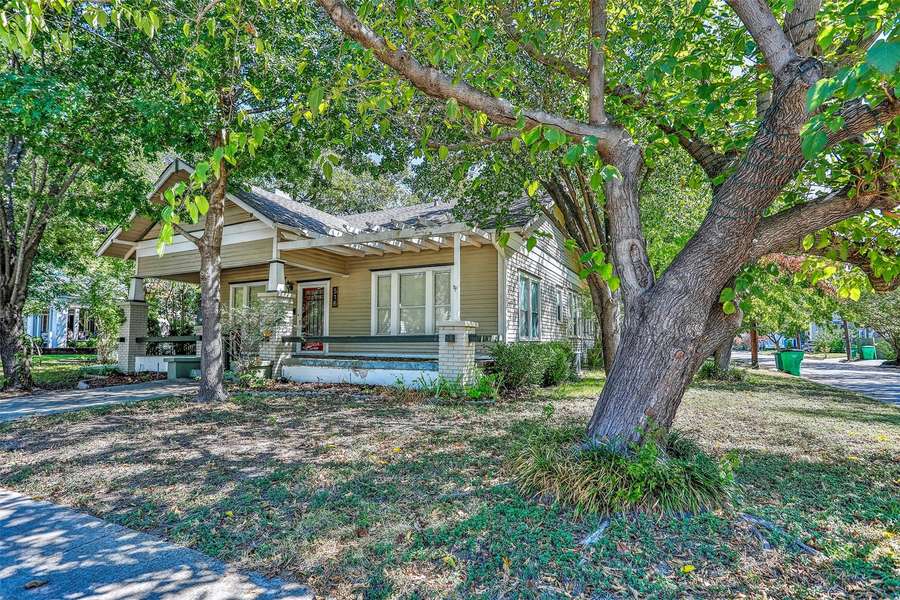 516 S Denton Street, Gainesville, TX 76240