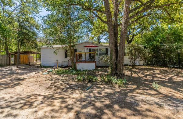 105 LIVE OAK Lane,  Payne Springs,  TX 75156