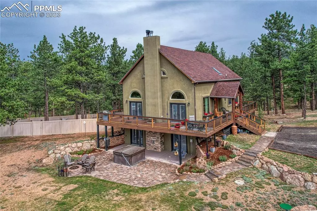 Florissant, CO 80816,133 Lake DR