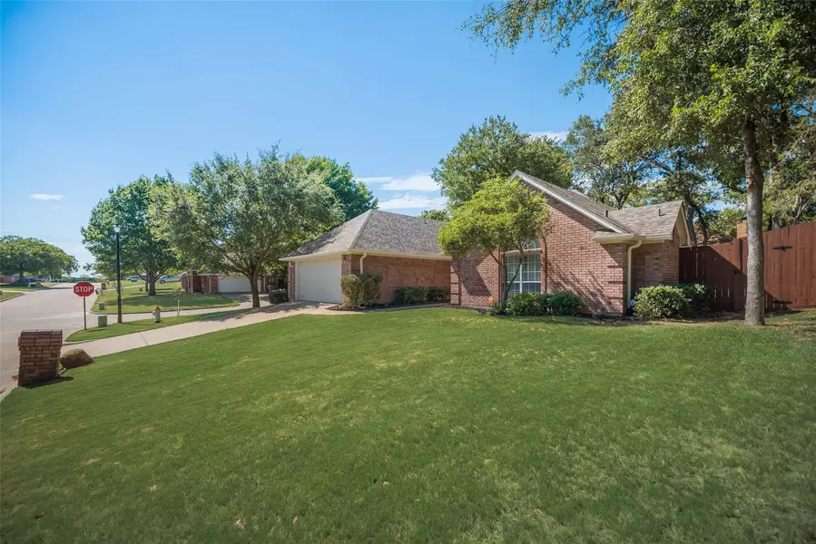 1762 Oxford Drive, Kaufman, TX 75142