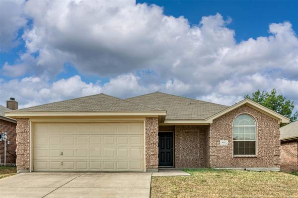 9317 Marilyn Court, White Settlement, TX 76108