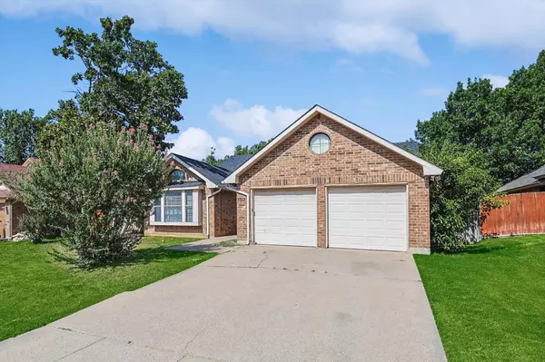 Burleson, TX 76028,1317 Windy Meadows Drive