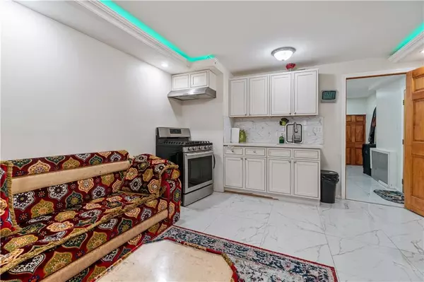 Brooklyn, NY 11214,139 28th AVE