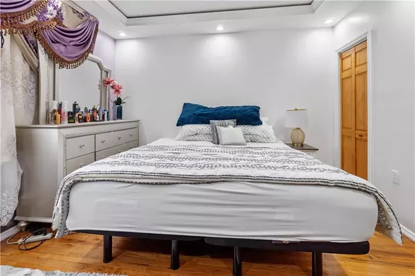 Brooklyn, NY 11214,139 28th AVE