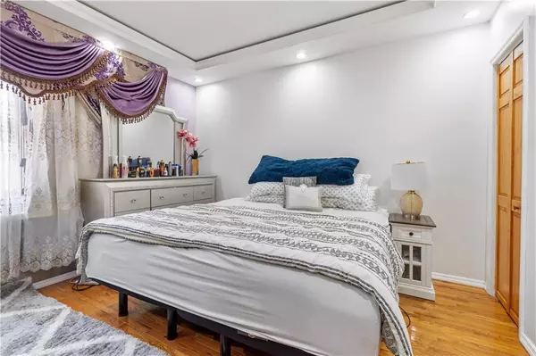 Brooklyn, NY 11214,139 28th AVE