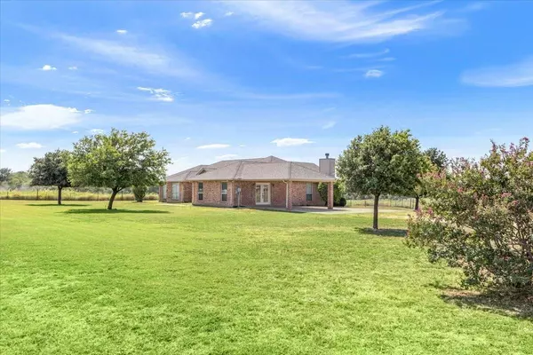 Lorena, TX 76655,103 CR 5001