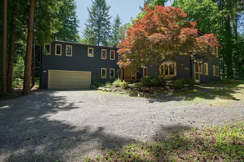 North Saanich, BC V8L 5G8,9542 Jura Rd