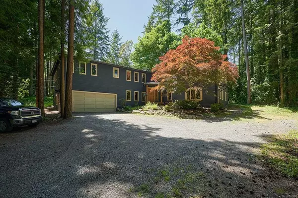 North Saanich, BC V8L 5G8,9542 Jura Rd