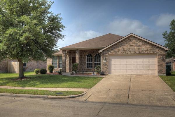 1005 Trickham Drive, Forney, TX 75126