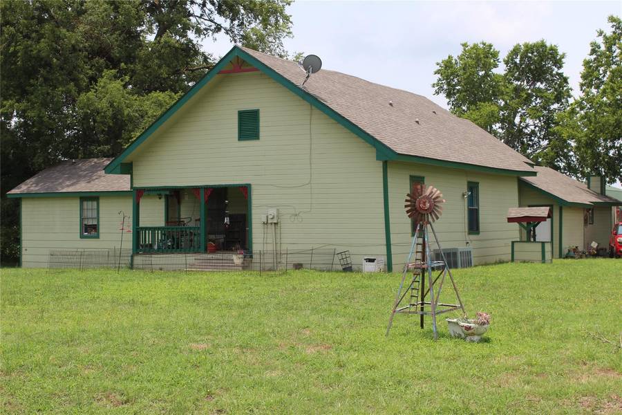 4343 County Road 4410, Commerce, TX 75428