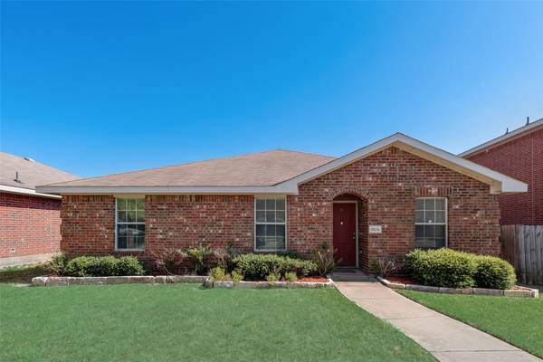 1926 Ryder Drive, Lancaster, TX 75146