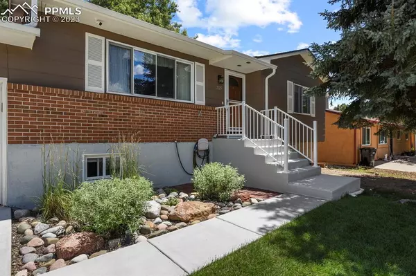 Colorado Springs, CO 80915,1125 Commanchero DR