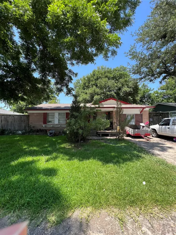 609 King Lane, Garland, TX 75042