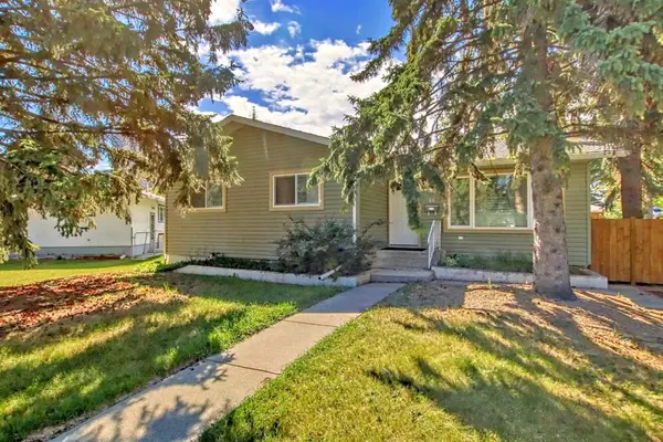 Calgary, AB T2Y 3B3,44 Hardisty PL SW