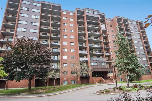 Ottawa, ON K1B 4S9,2650 SOUTHVALE CRES #415