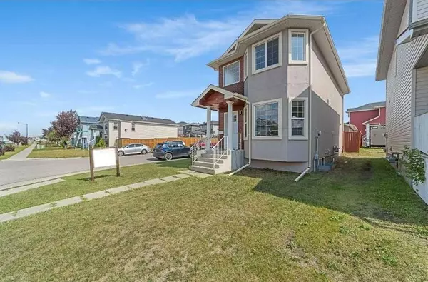 Calgary, AB T3J 5B4,138 Tarawood RD NE