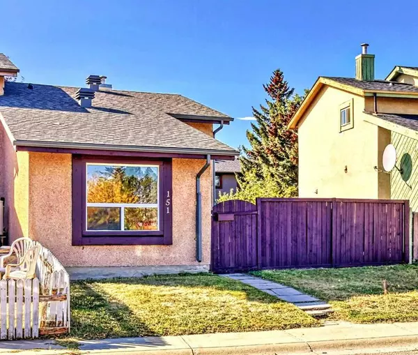 Calgary, AB T1Y4N4,151 Pinecliff Close NE