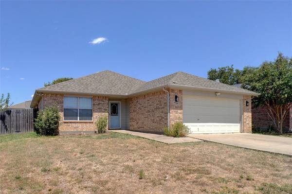 540 Cantebury Park Lane, Ponder, TX 76259