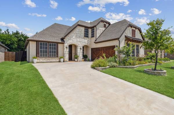 104 Cherrywood Circle, Red Oak, TX 75154