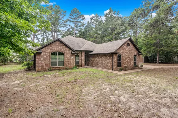 Holly Lake Ranch, TX 75765,371 Meadow View Path