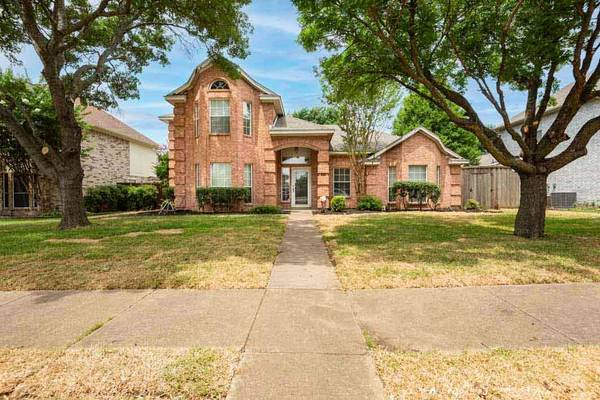 906 Blackstone Drive, Allen, TX 75002