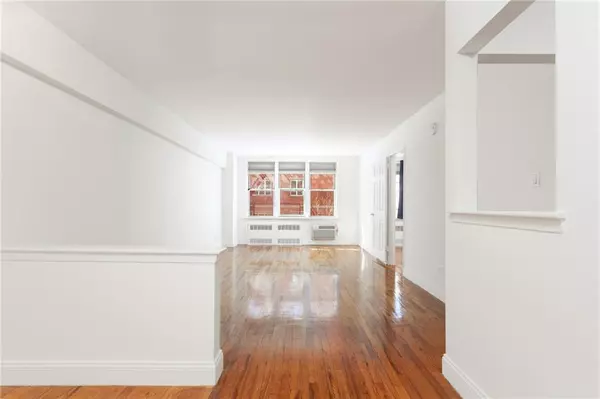 Brooklyn, NY 11230,855 East 7th ST #3N