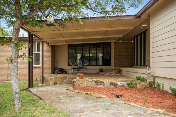 7781 County Road 574,  Brownwood,  TX 76801