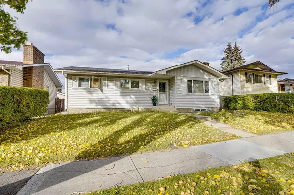 Calgary, AB T1Y 2N4,4760 Rundlehorn DR NE