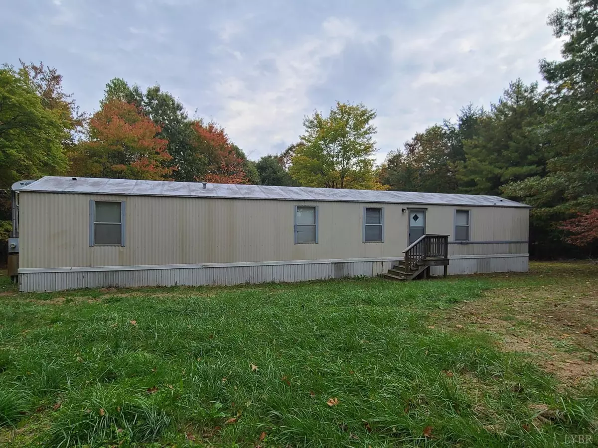 Gladys, VA 24554,1396 Wyatt Miles RD