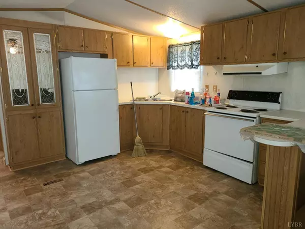 Gladys, VA 24554,1396 Wyatt Miles RD