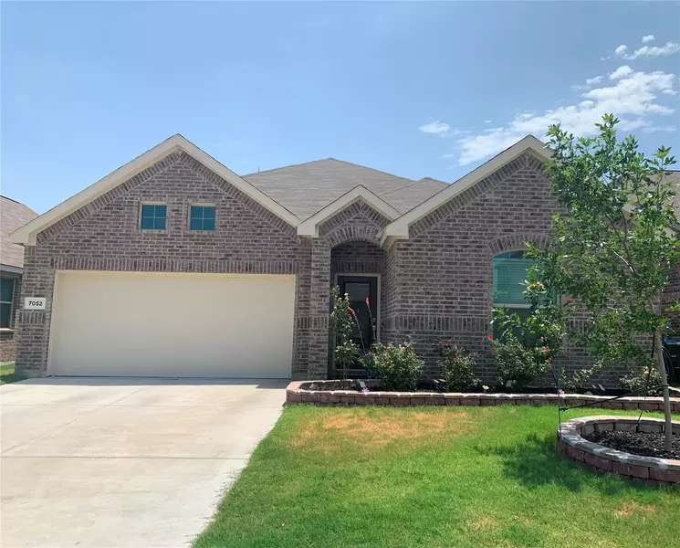 7052 Waterfowl Lane, Fort Worth, TX 76179