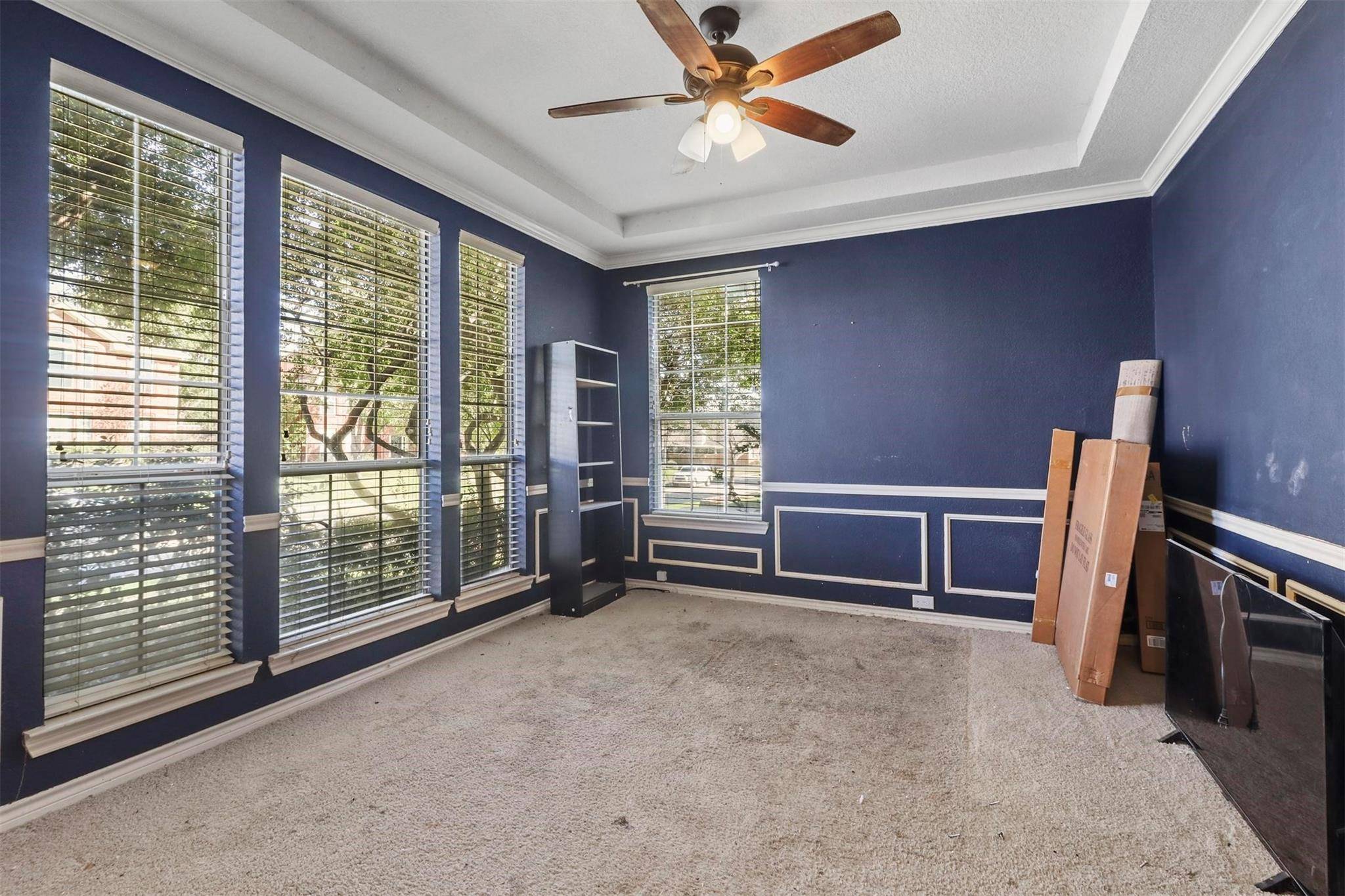 Homes for sale 2112 Stonegate Drive, Carrollton, TX 75010 MLS2...