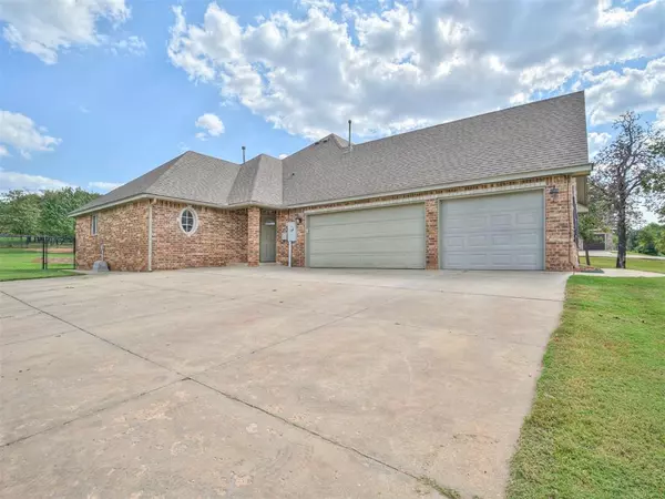 Newalla, OK 74857,5700 Sun Perch Drive