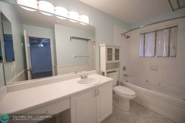 Deerfield Beach, FL 33442,4789 SW 13th Pl